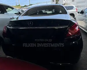 Mercedes-Benz C200 2021