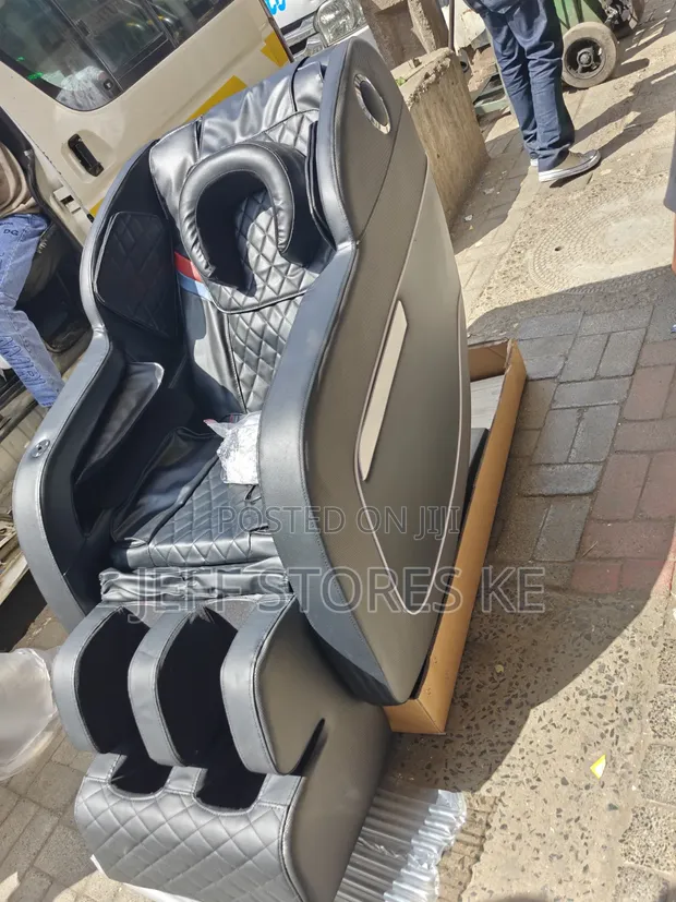 Bluetooth Zero Gravity Massage Chair - 1