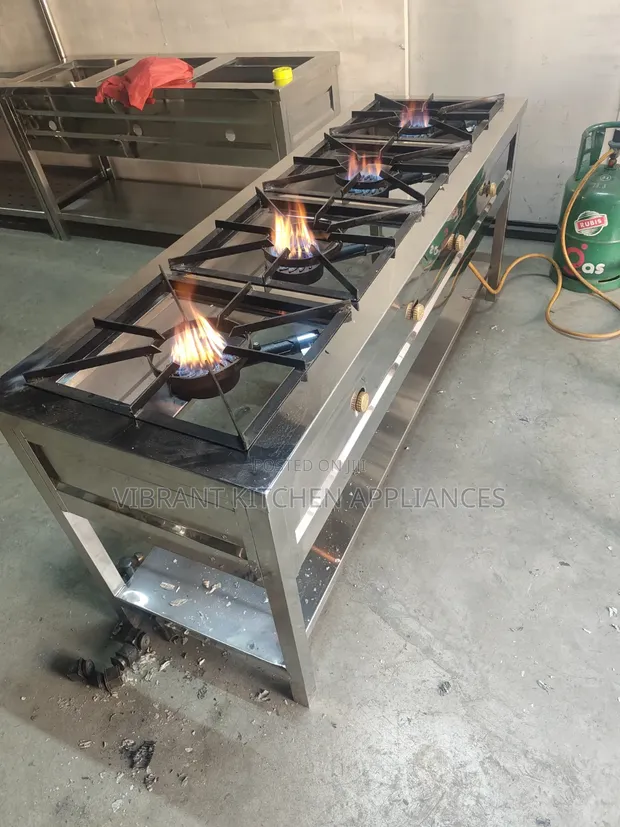 4-Burner Stainless Steel Commercial Gas Cooker - 1