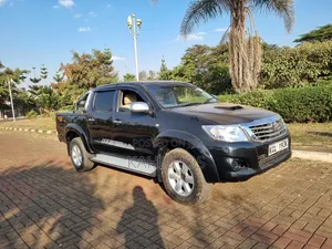 Toyota Hilux 2010 Double Cabin
