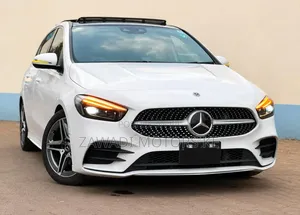 Mercedes-Benz A-Class 2019 Nyeupe