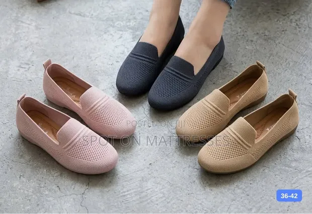 Quality Fancy Flats for Ladies - 1