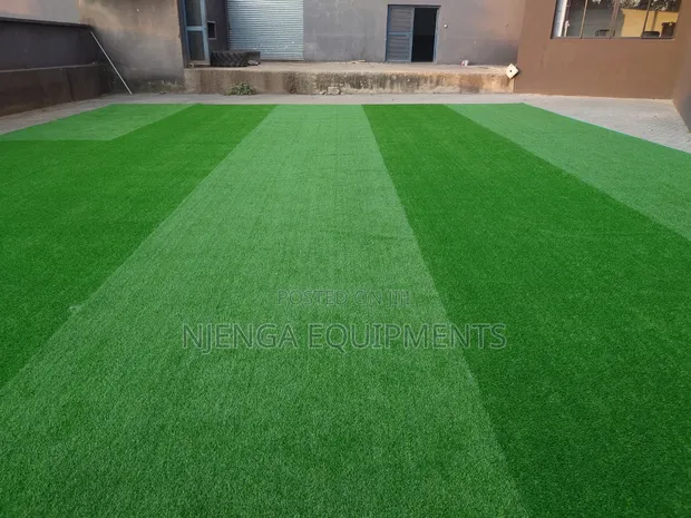 25mm Artificial Tuff Grass - 1