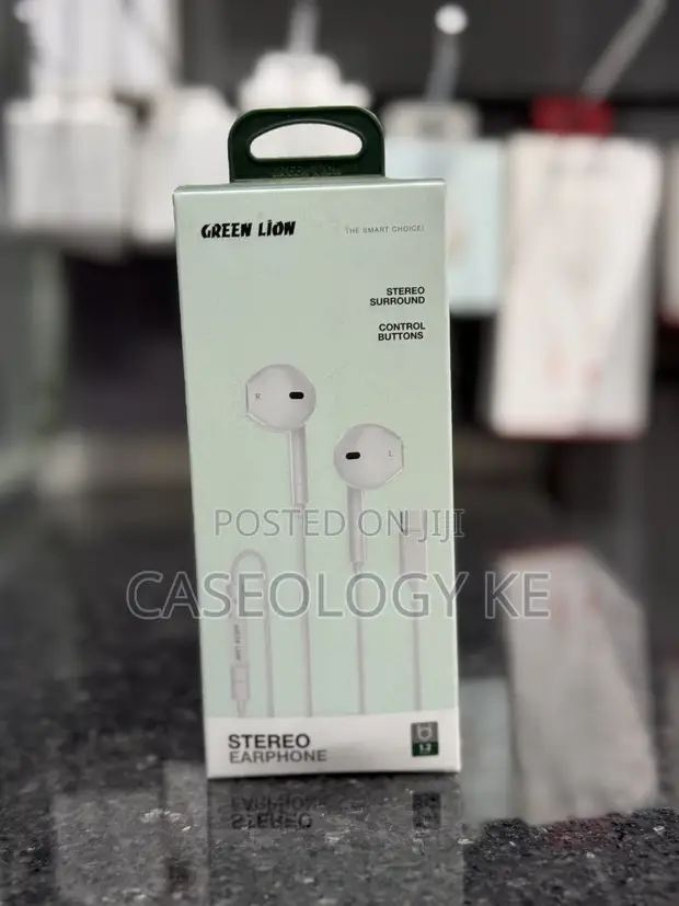 Green Lion Type-C Earphones (White) - 1