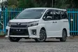 Toyota Voxy 2016 Pearl - 2