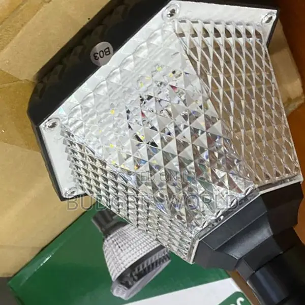 Solar LED Garden Entrance Post Lamp - 1
