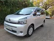 Toyota Voxy 2011 Silver - 5