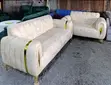Seti ya Sofa ya Beige ya Kifalme ya Seater 5 na Kamba ya Dhahabu - 2