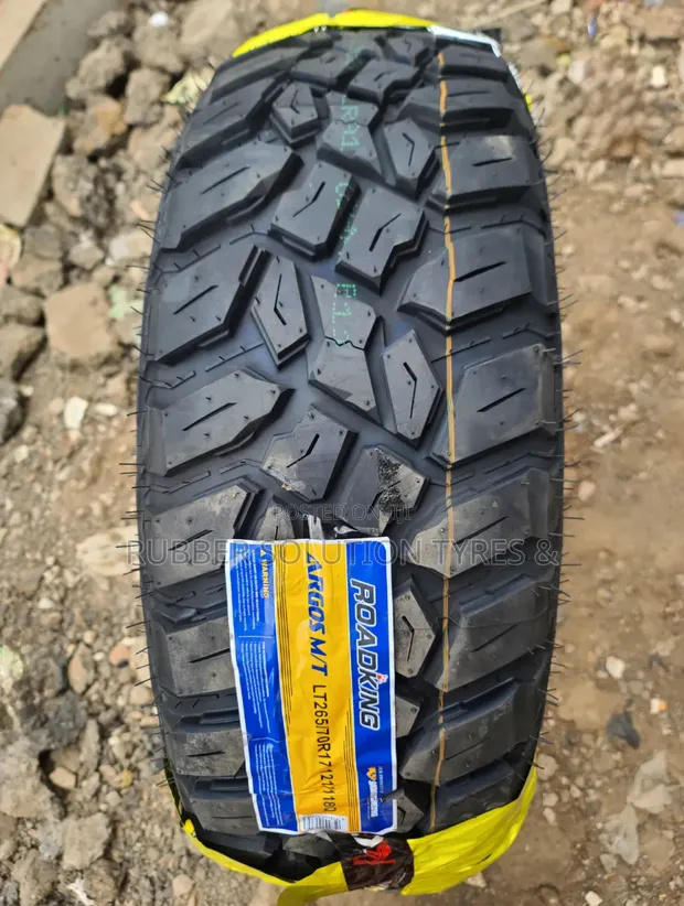Roadking Argos M/T Mud-Terrain Tyres 265/70 R17 - 1