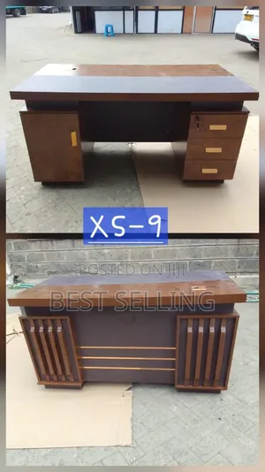 Executive Modern Office Table - Managerial Meetings