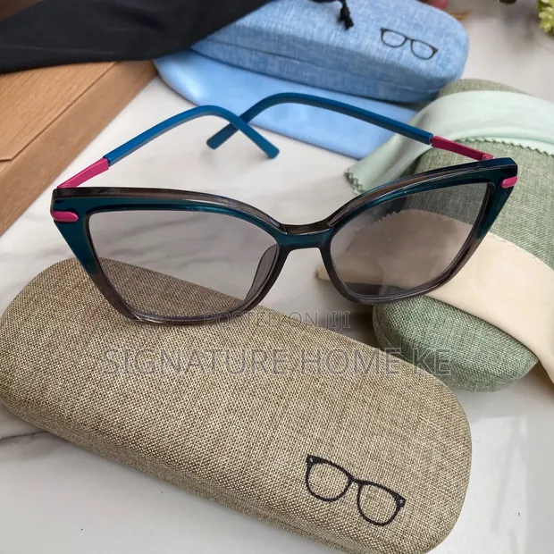 Blue Block + Photochromic Sunglasses (Case & Wipe Included) - 1