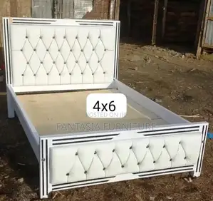 White Diamond-Tufted Mocket Bed - 4x6