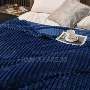 Cozy Fuzzy Throw Blanket - Lightweight & Warm