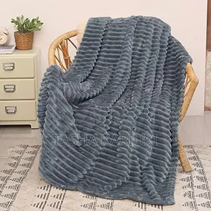 Ultra-Soft Fuzzy Fleece Throw Blanket - 200x230cm