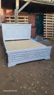 Kitanda cha Mbao Imara Nyeupe cha Classic: 5x6 ft - 2