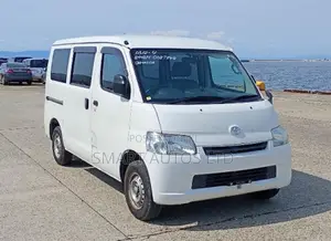 Toyota TownAce 2020 Off White