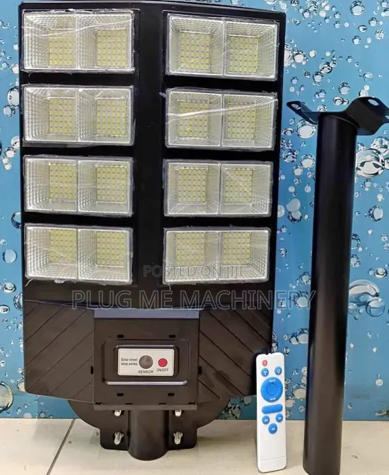 High Quality 600W Solar Flood Light - 1