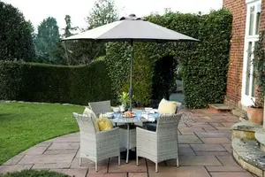Luxury Modern Rattan Outdoor Furniture Set with Umbrella