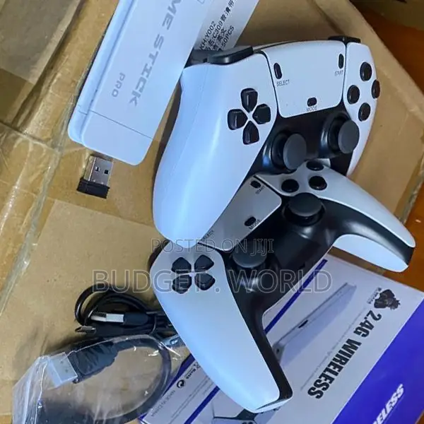 M15 Retro Console with 2.4G Wireless Gamepads - 1