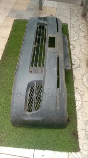 Toyota Hiace 7L Front Bumper