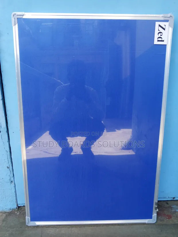 Professional 4ft x 3ft Pin Board - Ideal for Notices - 1