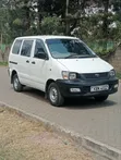 Toyota TownAce 2004 - Nyeupe - 1