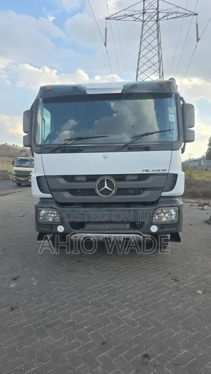 Mercedes-Benz Actros 3340 Tractor Unit 2009