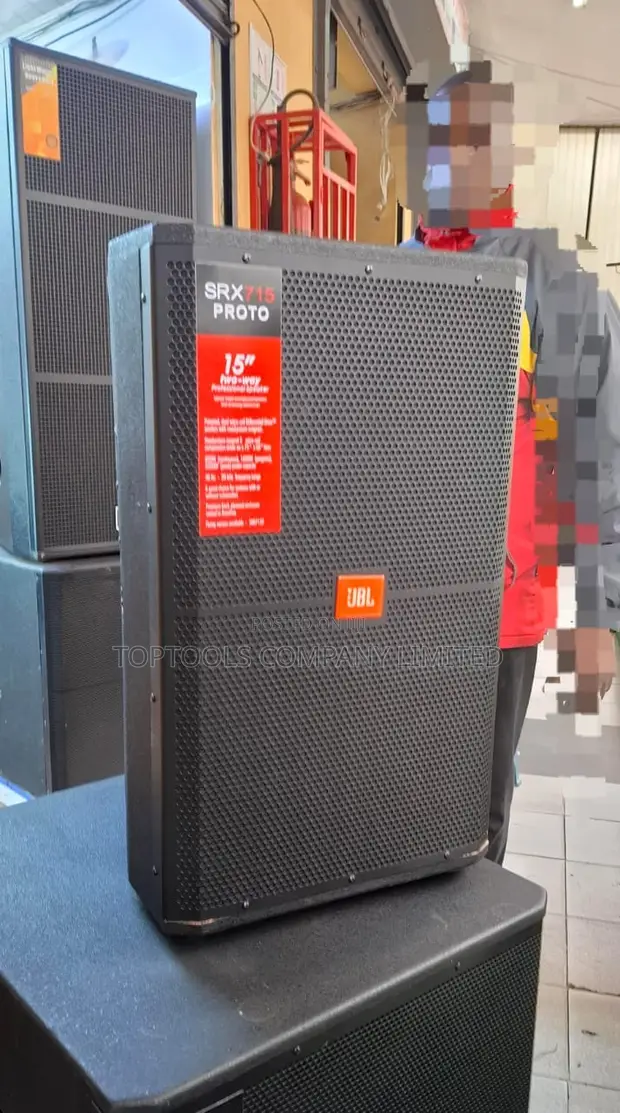 JBL SRX715 15-Inch Two-Way Midrange Speaker - 1