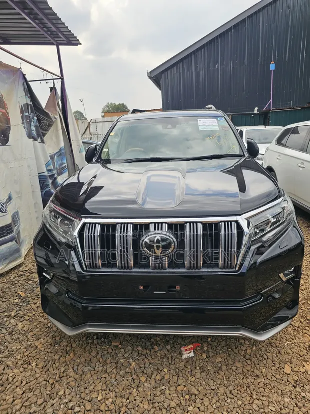 Toyota Land Cruiser Prado 2021 Black - 1