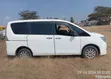 Nissan Serena 2015 White - 3