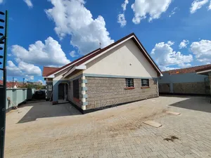 4 Bedroom Bungalow with SQ in Kamakis for Rent