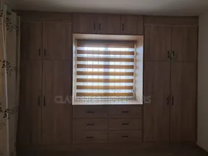 Elegant Horizontal Office Blinds - Brand New
