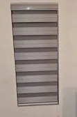 Horizontal Office Blinds for Stylish Transformation - 1