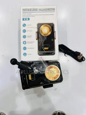 X18 Wireless Charging Car Phone Holder