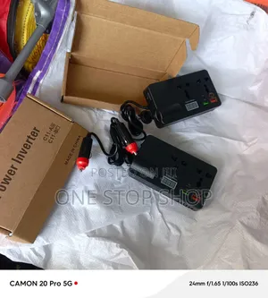 Portable Car Power Inverter with Digital Voltage Display