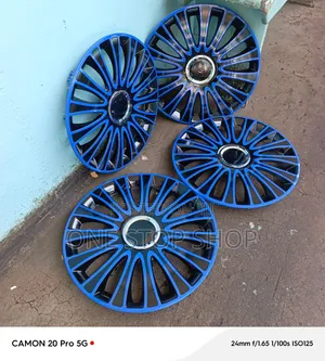 14" Blue/Black Universal Multi-Spoke Wheel Hub Caps