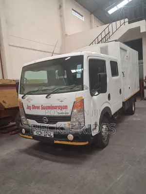 Nissan Cabstar Double Cab 2010