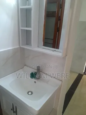 Apartment ya Vyumba 2 vya Kulala, Karibu na Yaya, Eneo la State House, kwa Kodi