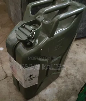 Heavy Duty 20L Fuel Jerry Can