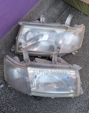 Toyota Probox Old Model Front Headlights (Ex-Japan)
