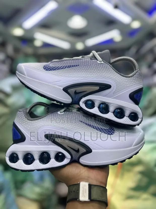 Nike Air Max DN "Light Smoke" - 1