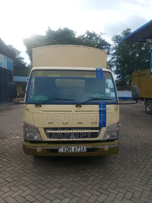 Mitsubishi Fuso Canter FE85 Mini Truck