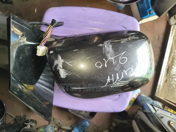 Toyota Harrier 240 Side Mirror (Ex-Japan) - 1
