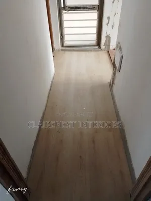Luxury Vinyl Tiles (LVT) - Mkeka wa Ubao Design