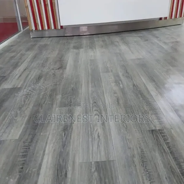 Luxury Vinyl Tile (LVT) Flooring - Mkeka wa Ubao Design - 1
