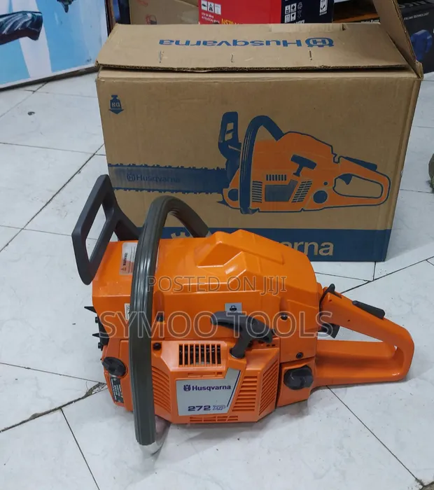 Husqvarna 272 XP Heavy-Duty Chainsaw - 1