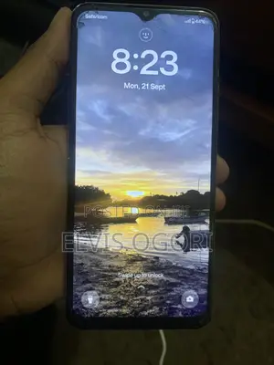 Oppo A38 128GB Nyeupe