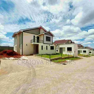 4 Bedroom Ultra Modern Villa for Sale in Junction