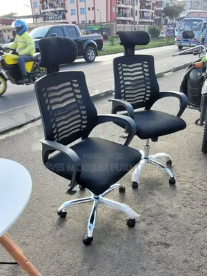 Mesh Office Chair with Headrest - Black