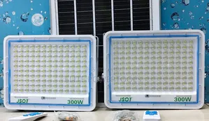 2-in-1 300W THD Solar Floodlight with Remote